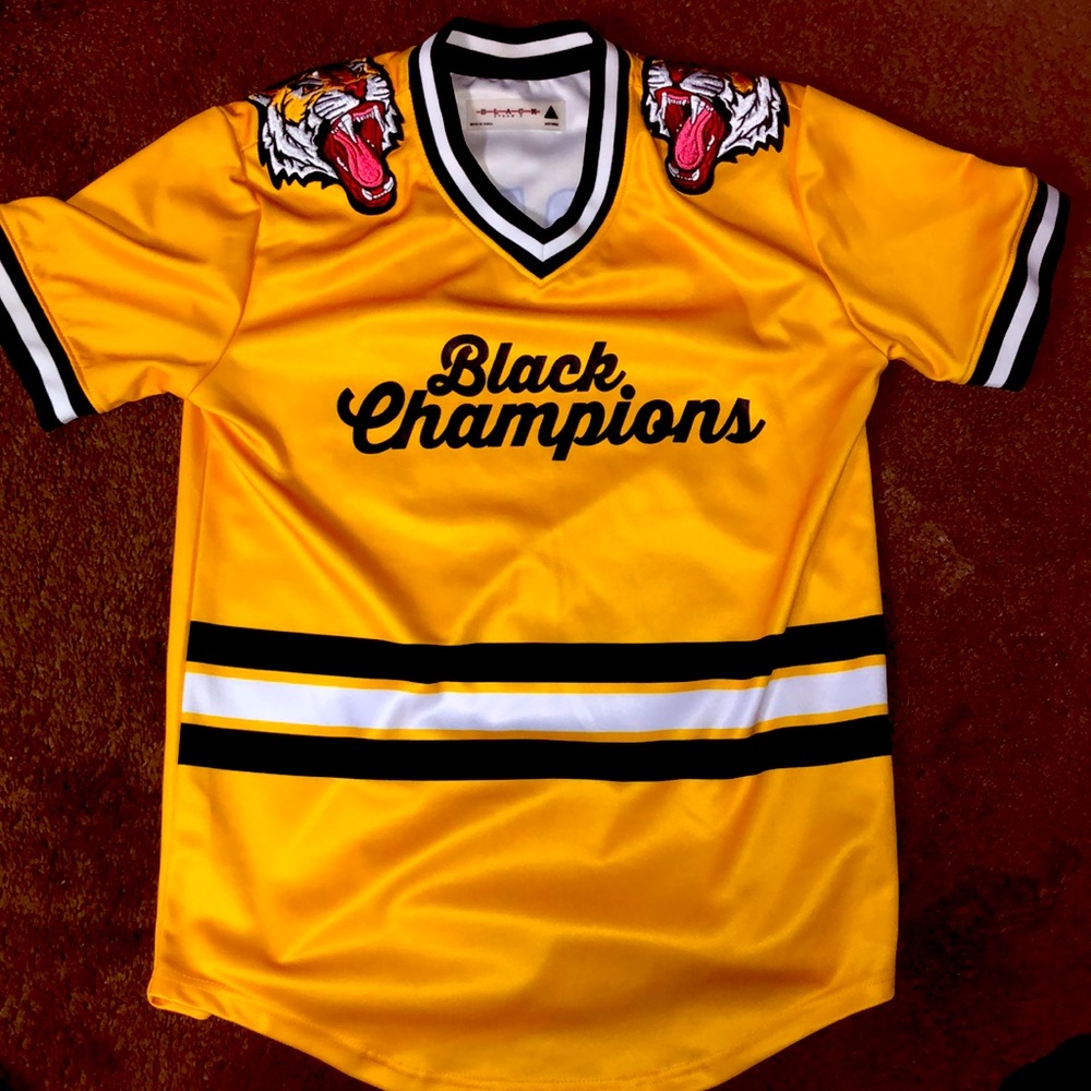 Black Pyramid Jersey